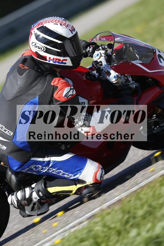 /Archiv-2025/55 20.09.2025 Speer Racing ADR/Gruppe rot/backside